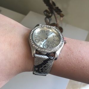 NWOT Snakeskin Pattern Watch